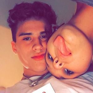 Meet your Posher, Taylor